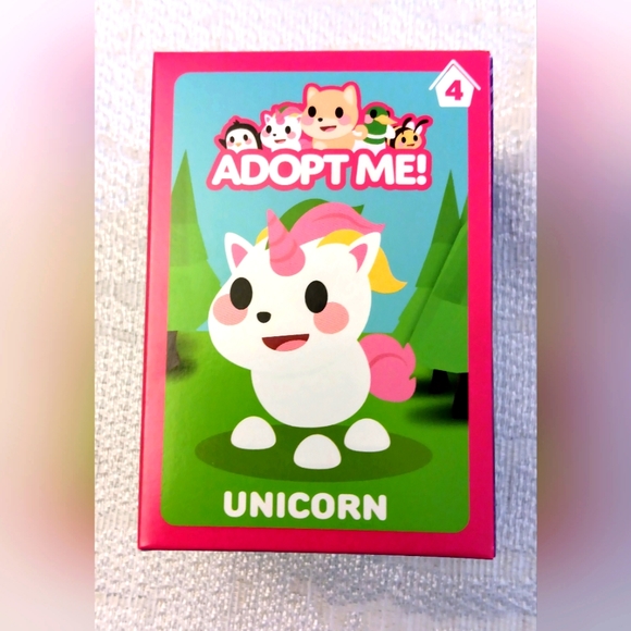 2023 McDonald's Happy Meal toy Adopt Me #4 Unicorn - Picture 1 of 8